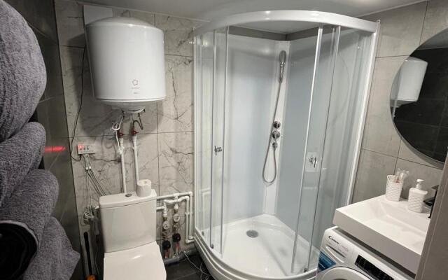 Апартаменты Stepanenkov на Малышева 25 (6)