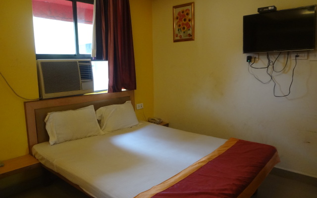 Sai Prabhavati Apart-Hotel