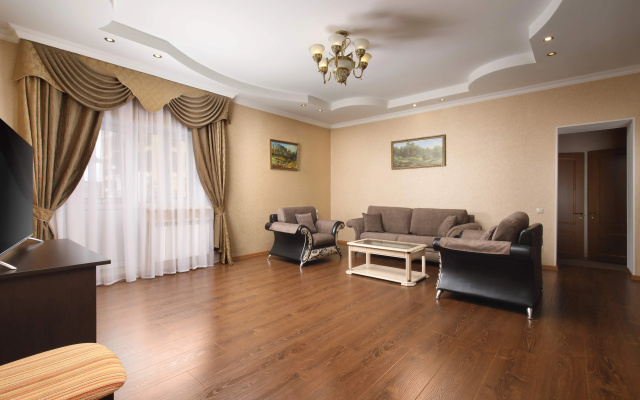 Kurortnyj otel' Grand-Otel'