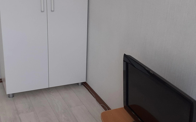 Chistaya Uyutnaya Mini Studiya Dlya Otdykha I Raboty Flat