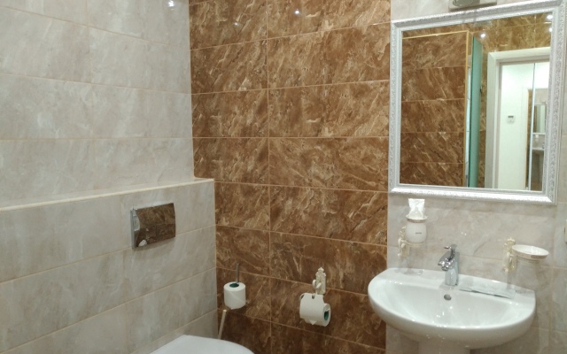 8 Avenyu Hotel