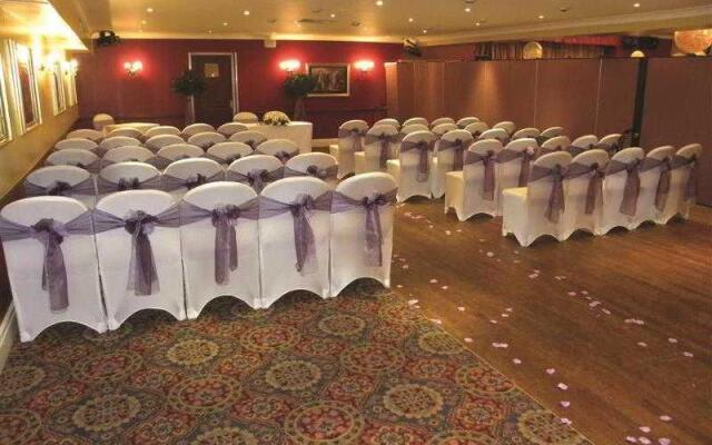 Consort Hotel
