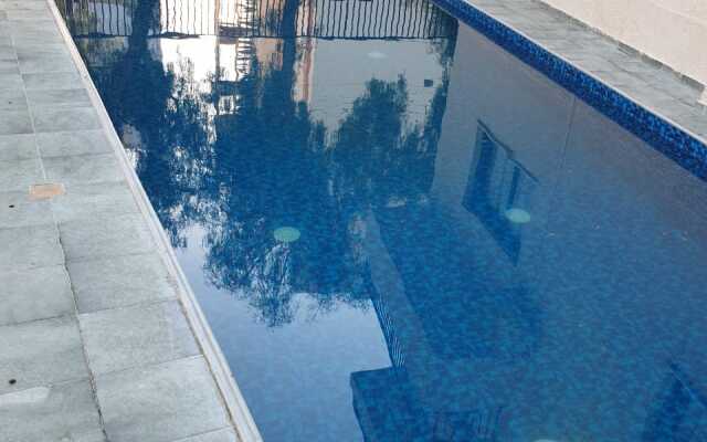 Athinas Court Apart-hotel