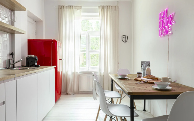 Квартира В Самом Центре С Парковкой