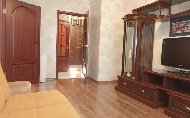 "Baltiicyi nochi" u Verhnego Ozera i Yantarya Flat