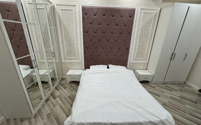 V Tsentre Baku Flat