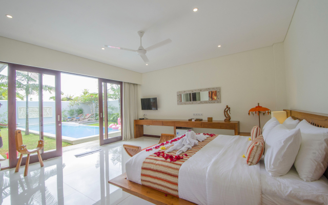 Trendy Villa with Private Pool