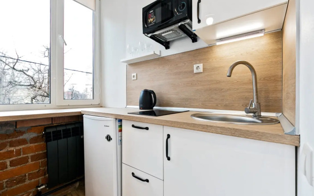 3 Revolyutsionnyij prospekt 25/12 Flat