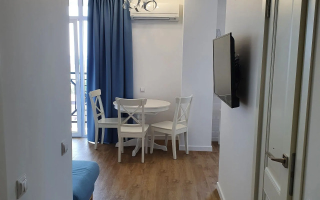 Apartment on the Heights
