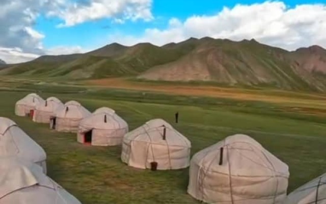 Глэмпинг Yurt camp Visit Kol-Suu