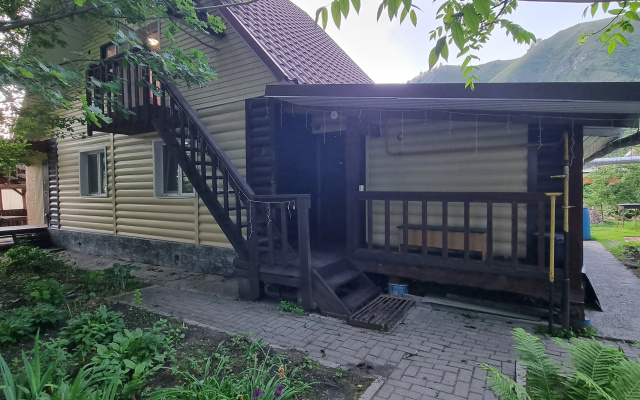 Гостевой дом на Дружбы 42/1