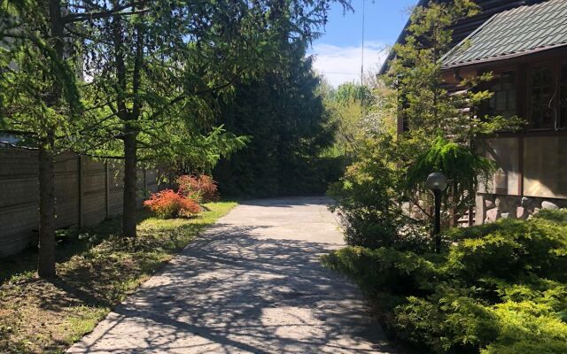 Guest House WoodRay