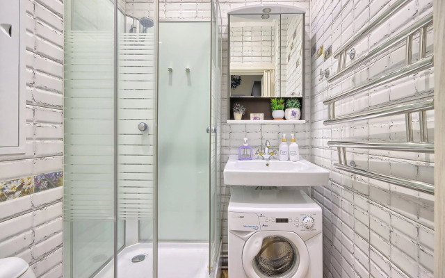 MyhomeYourhome Na Pulkovskoy D1 K2 Apartments