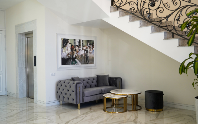 Igit Plaza Hotel