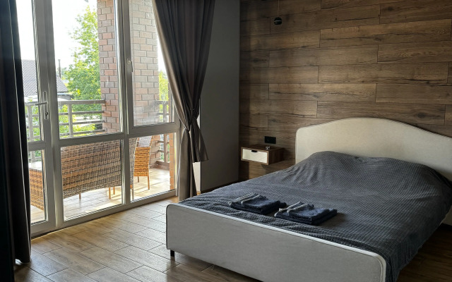 Частный дом большой новый