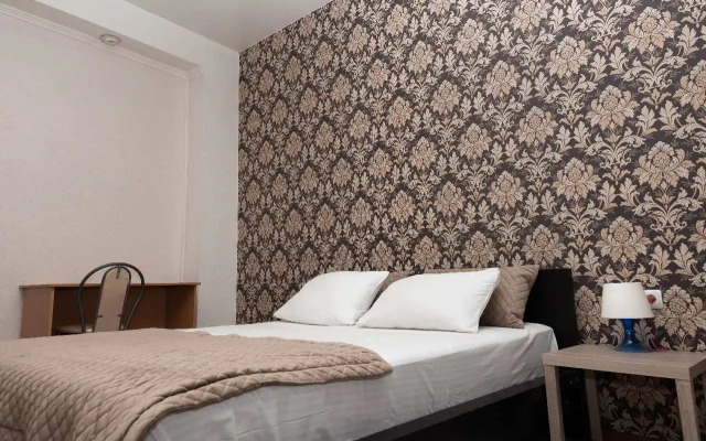 Отель Надежда