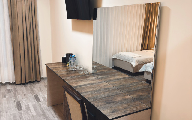 Marmar Hotel