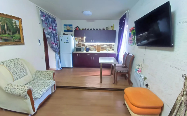 Частный дом на Российской