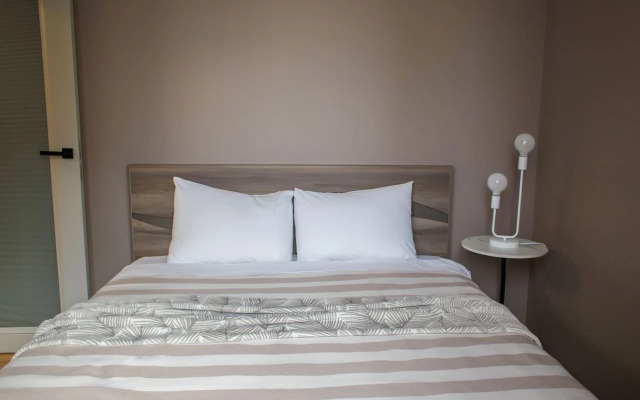 Квартира Современная через дорогу от Кардиоцентра