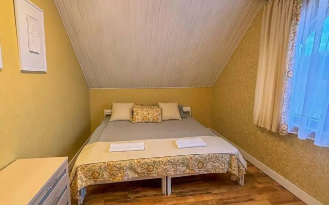 Семейно-Туристический загородный клуб Карамелькино Коттедж 2