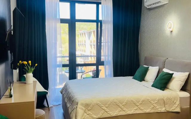 Dizaynerskaya Studiya s Basseynom Apartments