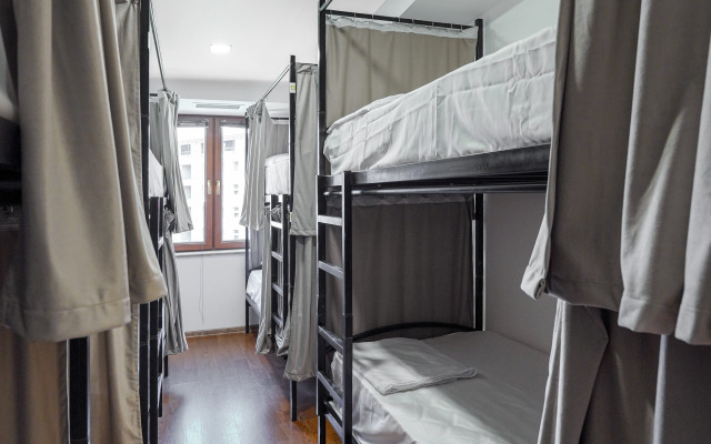Best Way Hostel