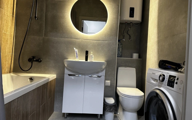 na Smolina. 61 (Loft-studio) Apartments