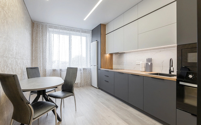 V Samom Tsentre Vozle Metro Flat