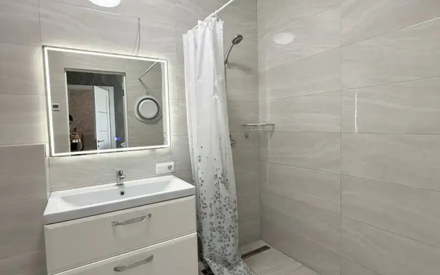 12 Dizaynerskaya V Zhk Raz Dva Tri Flat