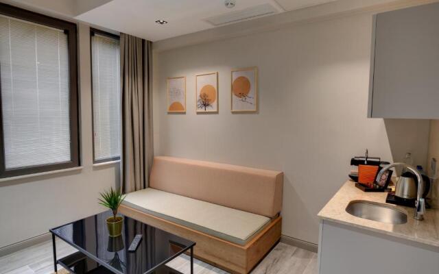 21 Rooms Hotel