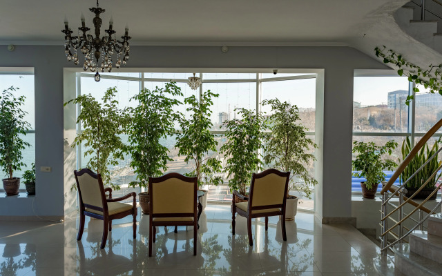 Lunny Bereg Guest House