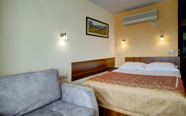 Azimut Kemerovo Hotel 