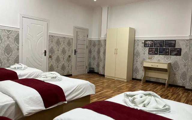 Отель HOME ALONE