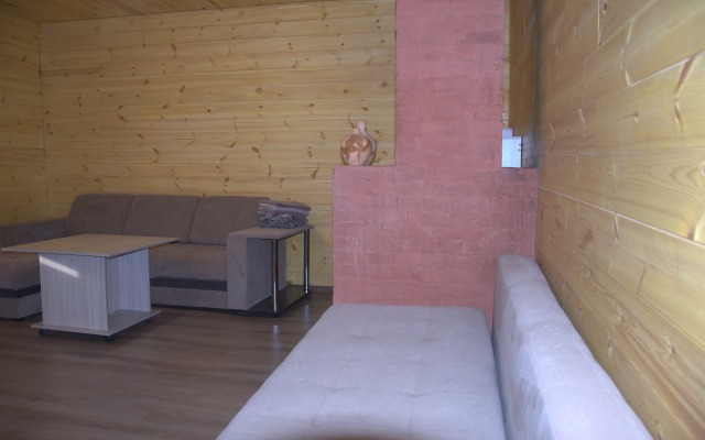 SEMEJNYiJ Guest House