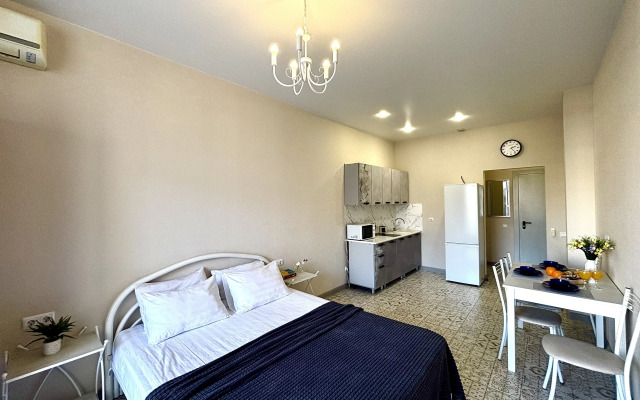 Квартира с балконом на первой береговой линии