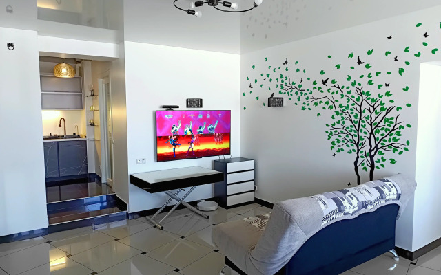Na beregu morya v tsentre goroda Flat