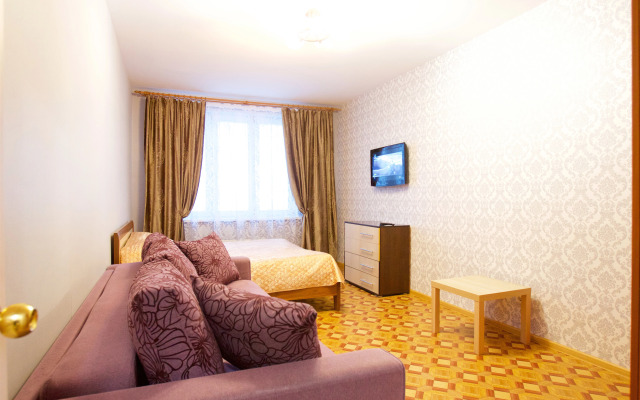 Квартира на улице 9 Мая 83 (21 этаж)