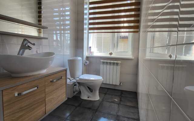 Na Klenovoy Ulitse Private house