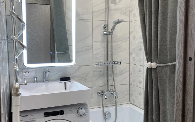 Квартира с массажным креслом и кофемашиной