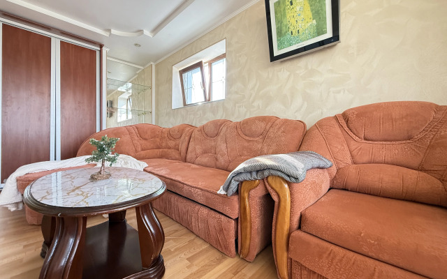 Квартира 2-ком Окт Революции 27-40 Севастополь КакДома