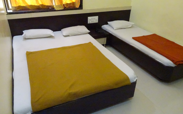 SAI SWASTIK By Sky Stays Hotel