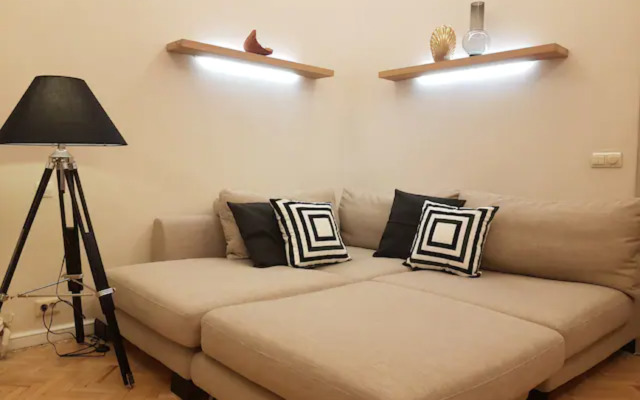 Skaylayt U Aleksandrinki Apartments