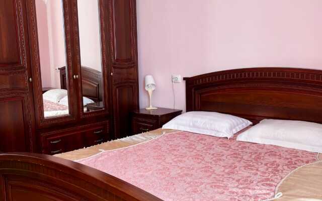 Solnechnyi Guest House