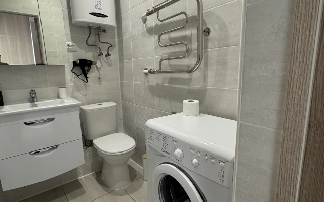 Uyutnaya Studiya S Velikolepnymi Zakatami Flat