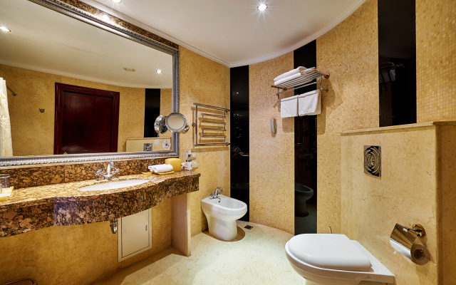 TAGANKA-HOLL Moscow Hotel