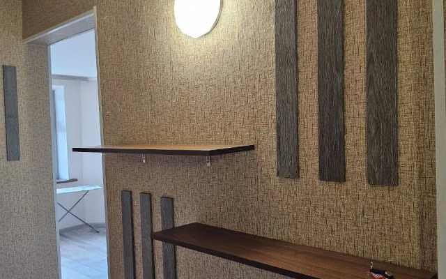 L.v.hotels Na Prospekte Lenina 88 Flat