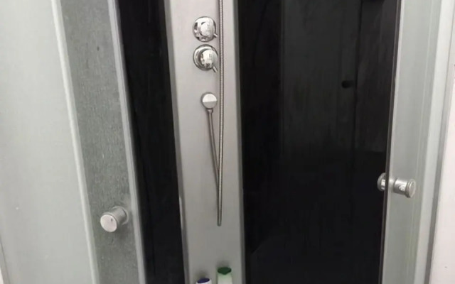 Квартира Совpeменная Студия в Новoм Доме