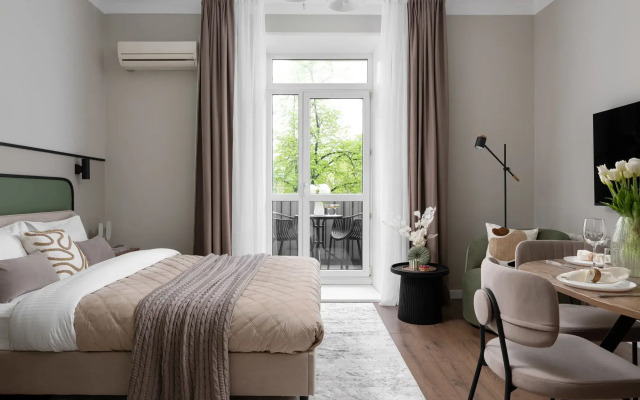 Квартира GM Apartments Стильная двушка у Триумфальной площади