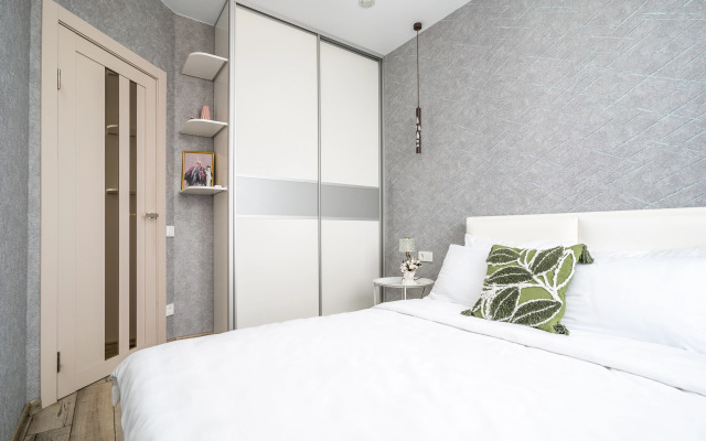 Moreon Prostornye Ryadom S Bukhtoy Zolotoy Rog Apartments
