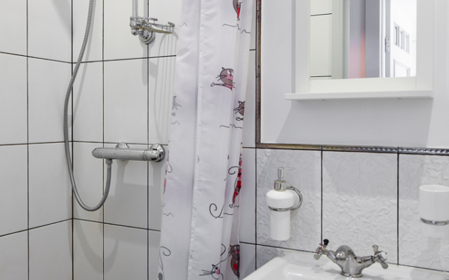 Anarin Apartments Flat 5